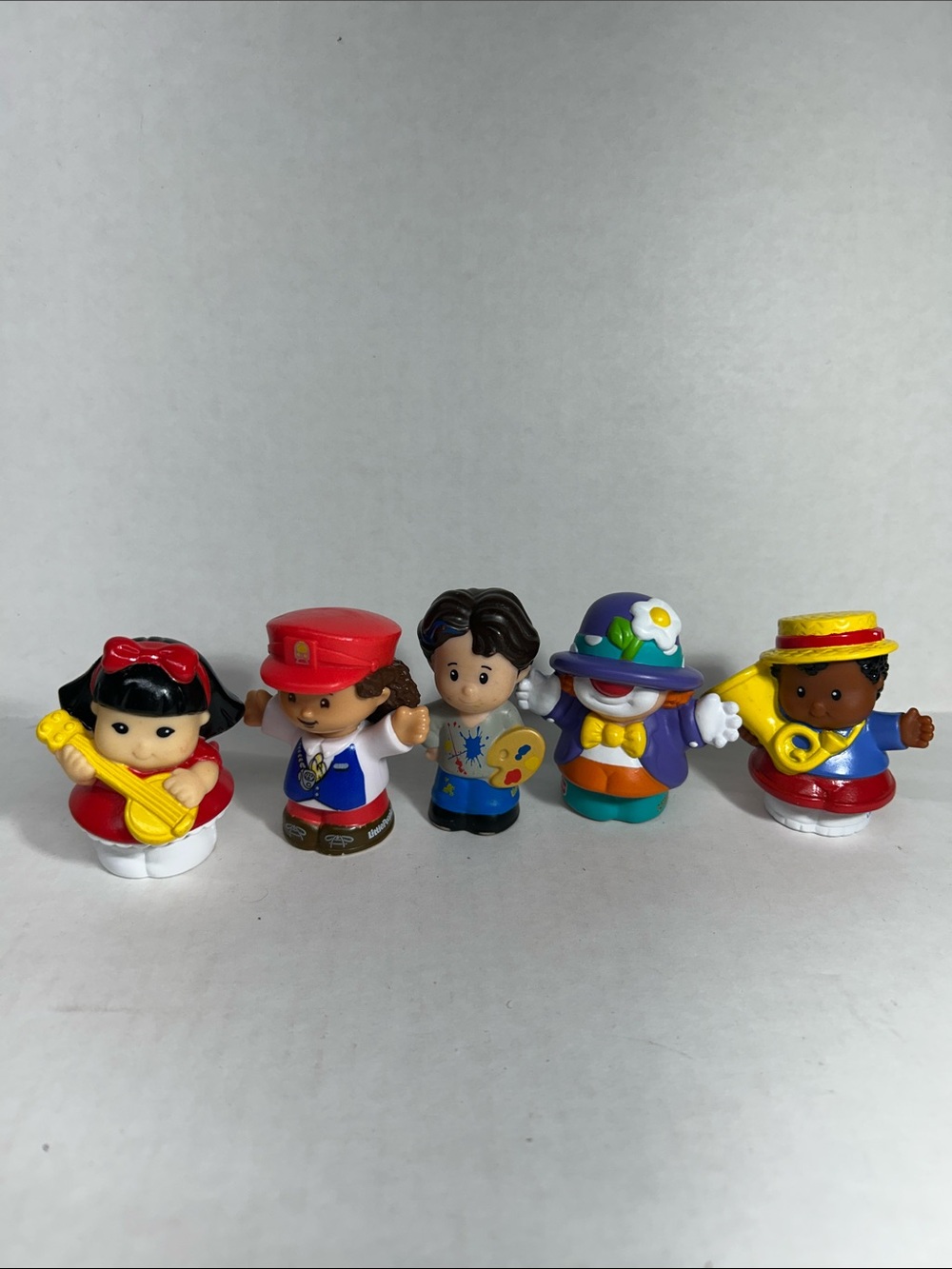 Fisher-Price Set of 14 Little People Assortment Figures - Picture 4 of 8